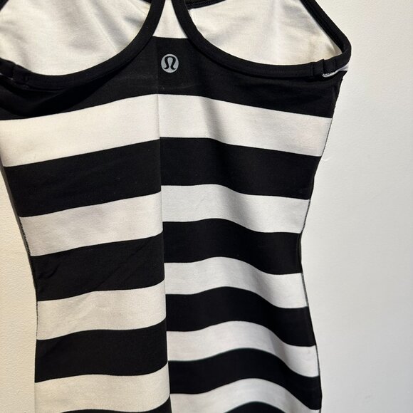 Lululemon tank top - Picture 2 of 3